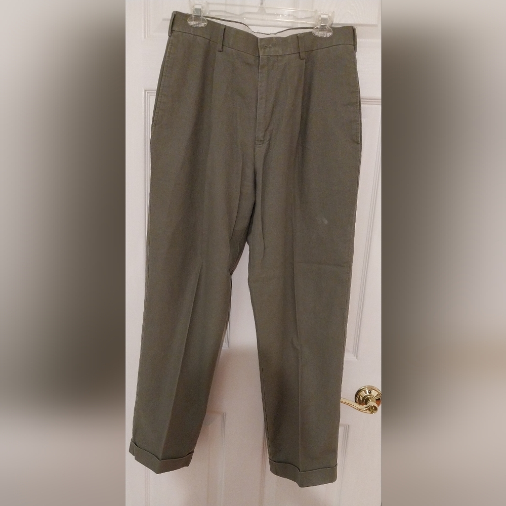 Van Heusen Men's Khaki Chinos